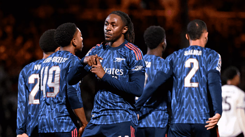 Eze nổ súng, Arsenal nối dài mạch bất bại