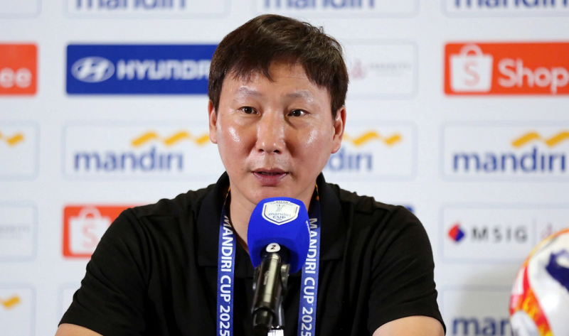Tuyển Việt Nam: HLV Kim Sang-sik cần đổi mới để không lặp lại sai lầm của ông Park Hang-seo